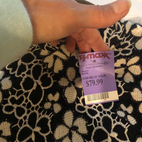 Black and White Heavy Lace Mock turtleneck Mini by Tracy Reese - Picture 2 of 8